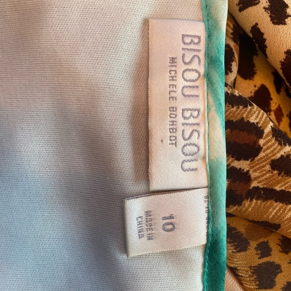 Bisou Bisou Women's Size 10 Green White Tie Dye Cold Shoulder Short Dress - Picture 16 of 16